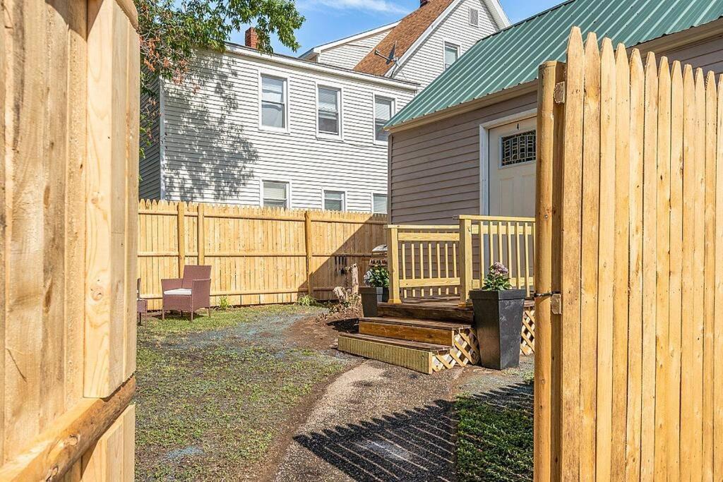 New!! Lovely Unit W/ Private Hot Tub And Patio! 라코니아 외부 사진