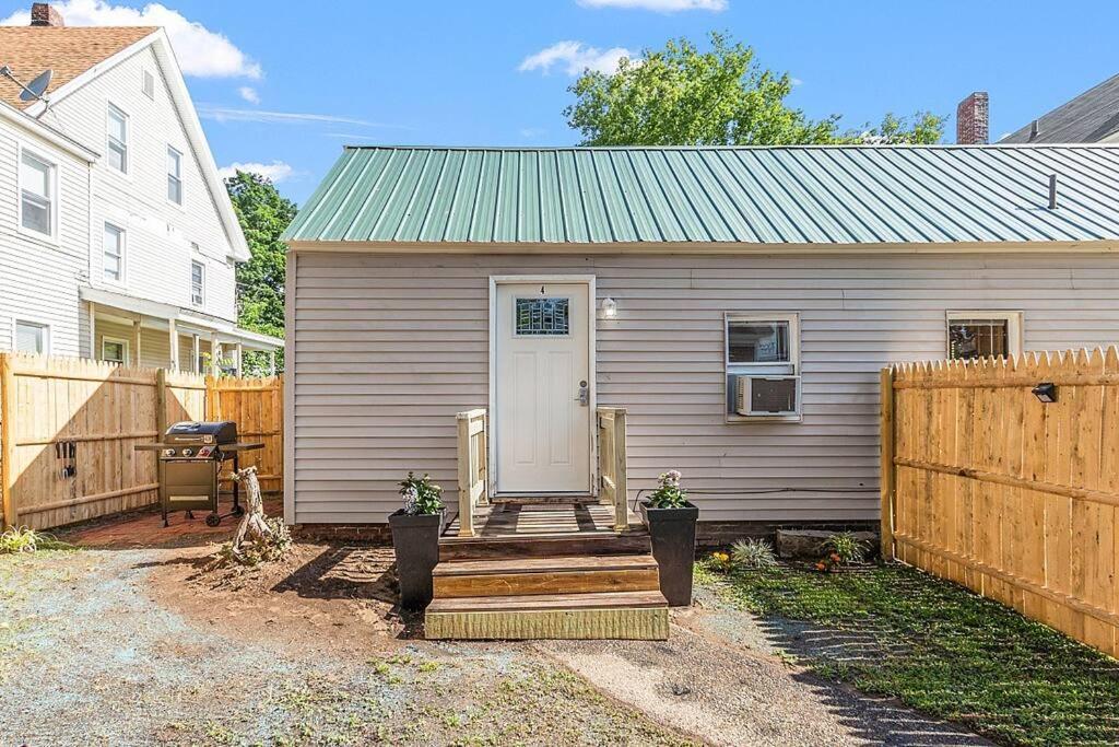 New!! Lovely Unit W/ Private Hot Tub And Patio! 라코니아 외부 사진
